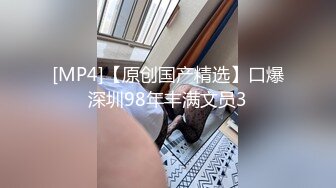 市場附近游蕩__【高抄離罩】刁鑽角度偷_拍買黃瓜的小姐姐竟然露逼毛了