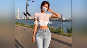 我宝贝女友骚逼上面有3颗痣