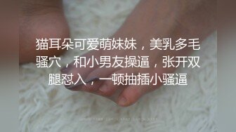 学校女厕全景后拍漂亮学妹的极品美鲍